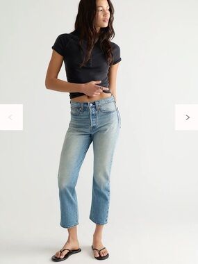 Levi's Wedgie Blue Washed Cropped Ankle Jeans